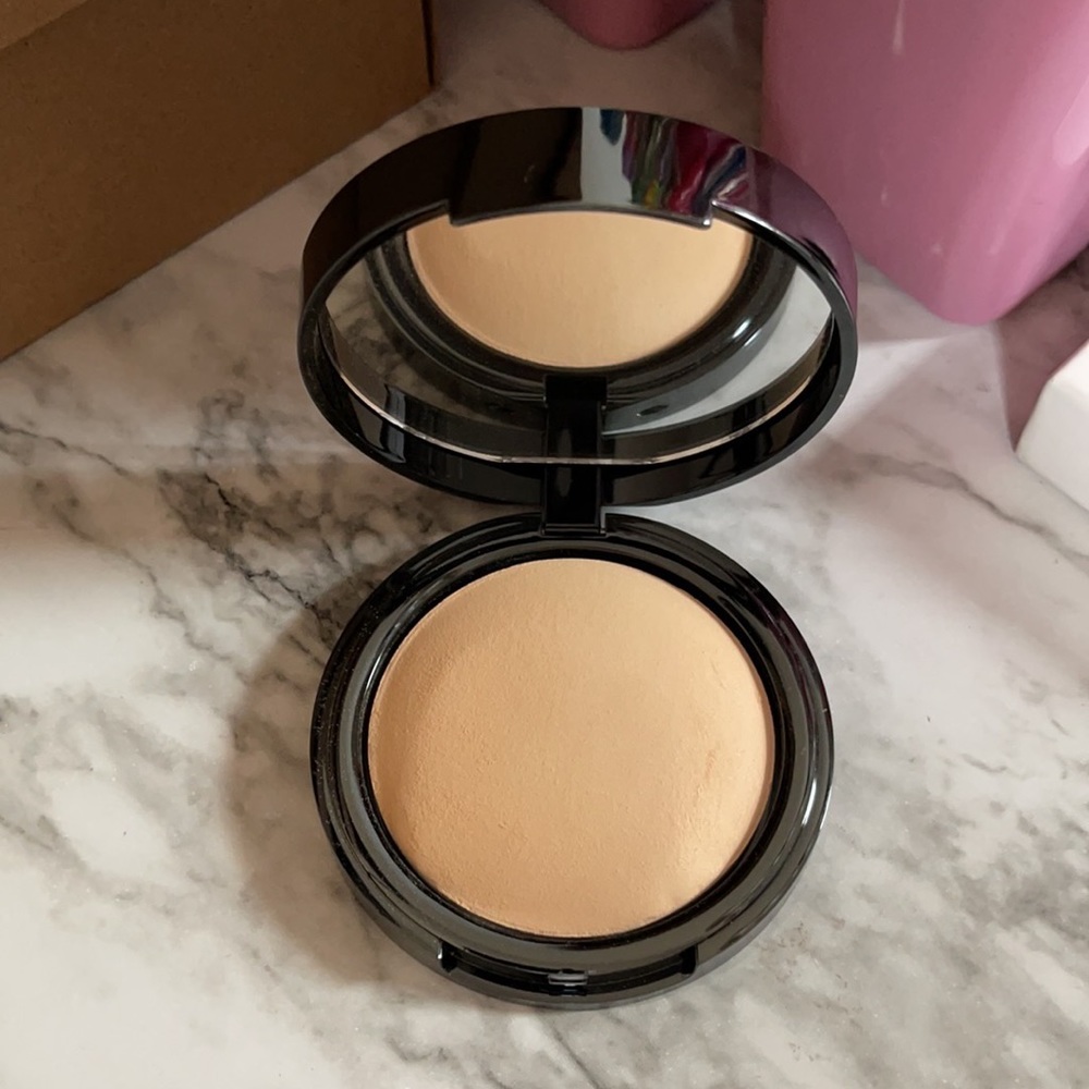 Lorac POREfection Baked Perfecting Powder